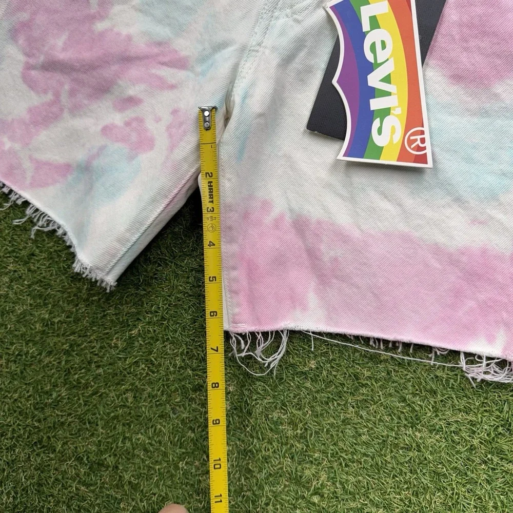 Levis 501 '93 Pride Tie Dye Shorts Mens 29 Buttonfly Frayed Hem MSRP $69.50 NWT